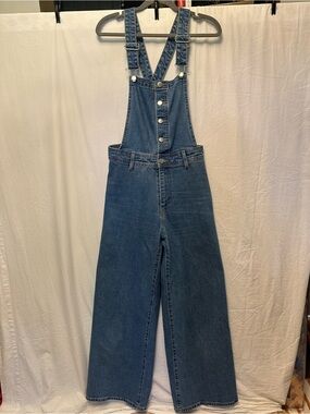 Universal Thread Size 4 Wide Leg Denim Overalls Button Front Medium Wash